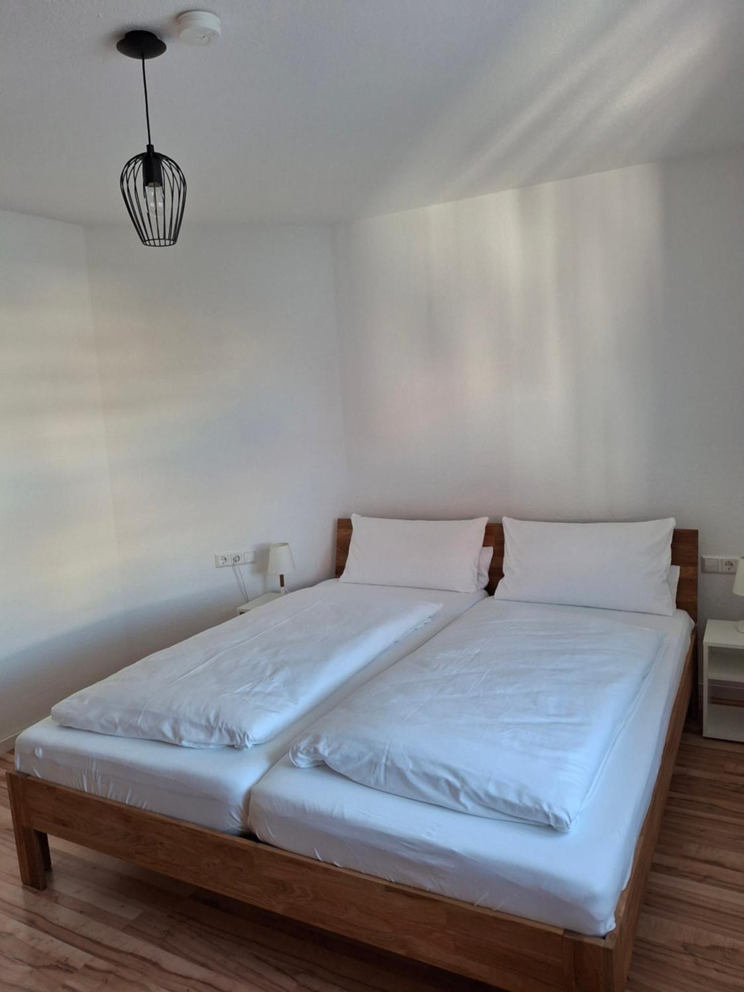Schoene Wohnung Mit Balkon ชตอคคาค ภายนอก รูปภาพ